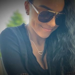 Meet your Posher, Chiann